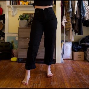 Wide leg black Levi’s